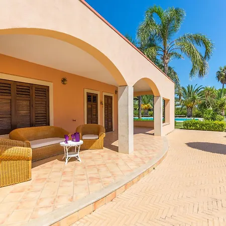 Arenella Con Piscina Villa *